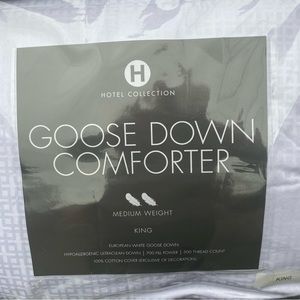 Goose down comforter